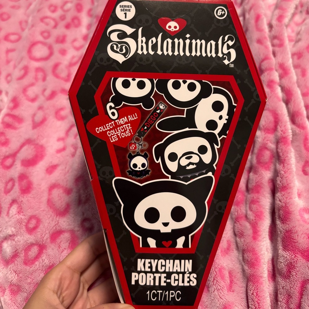 Skelanimals  Rubber Blind Box Key Chain